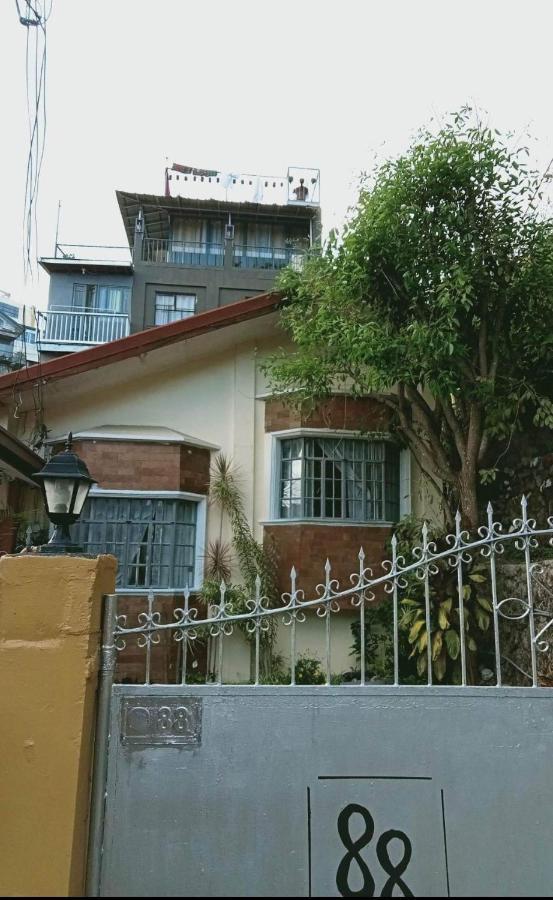 De Hagan ID Transient Baguio City Buitenkant foto