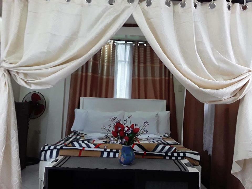 De Hagan ID Transient Baguio City Buitenkant foto